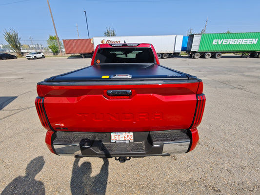 Bestwyll Manual Retractable Truck Bed Cover - Toyota Tundra