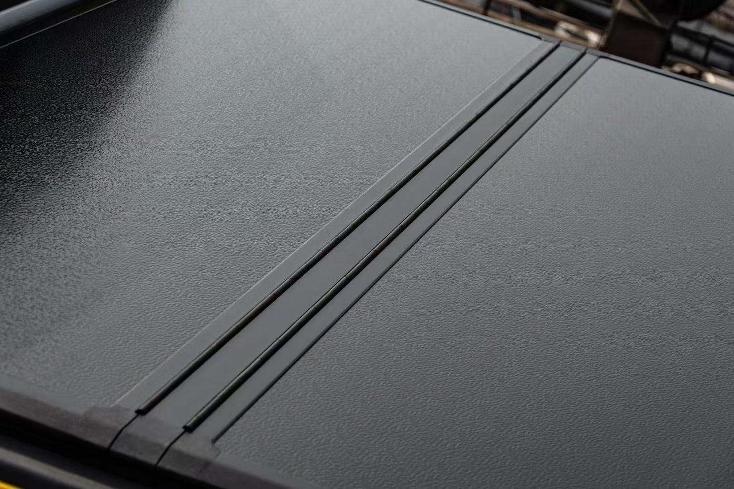 Ford F-150 Hard Tri-fold tonneau Cover