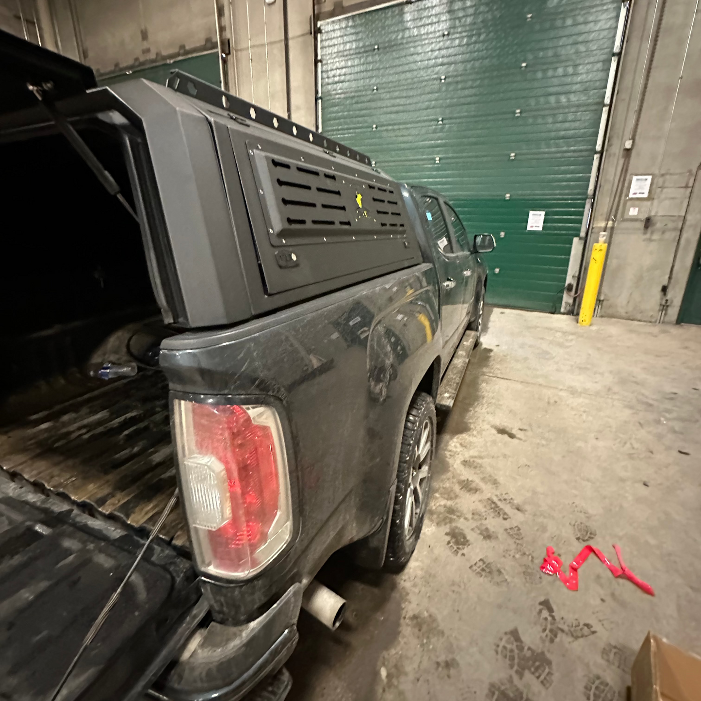 GMC Canyon Midsize Truck Canopy | 5.2ft Bed