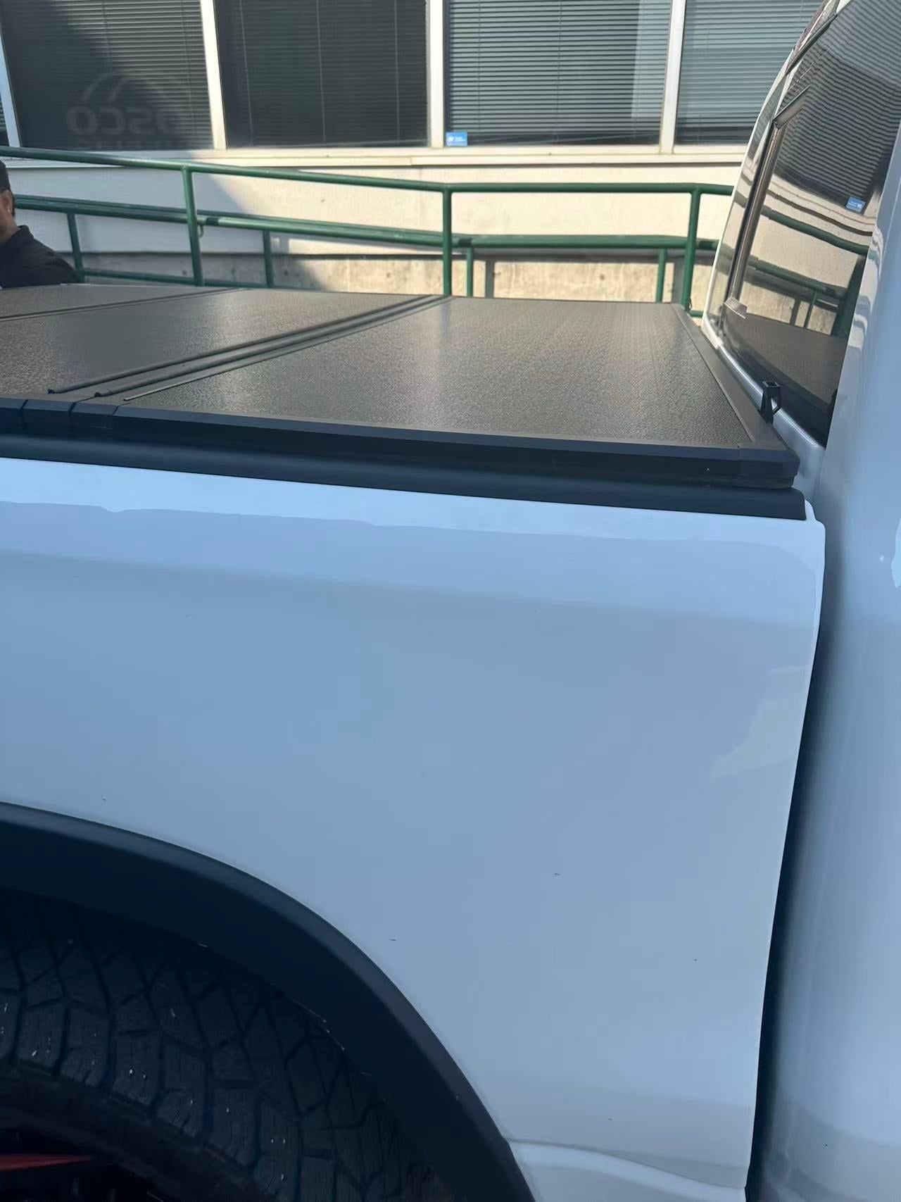 Dodge Ram 1500 Hard Tri-Fold Tonneau Cover