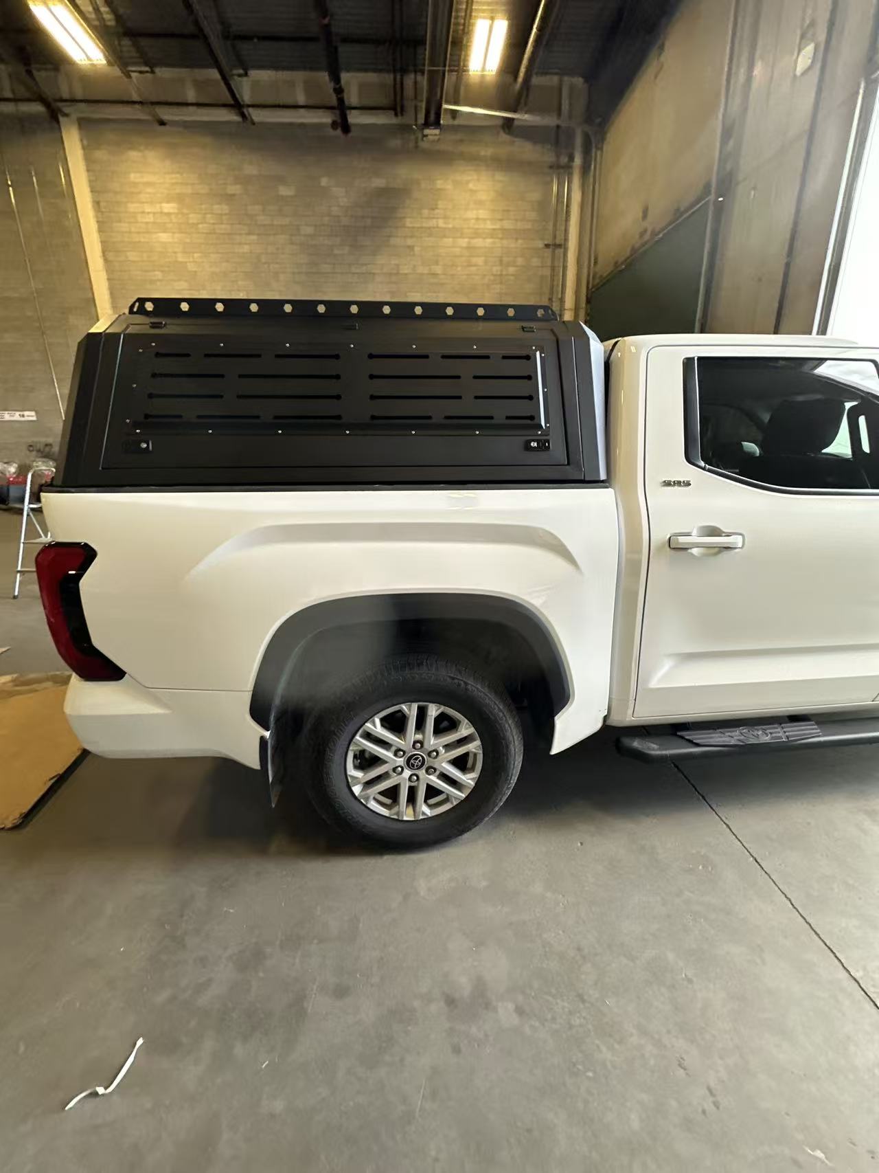 Toyota Tundra Truck Canopy | 5.5ft / 6.5ft Bed