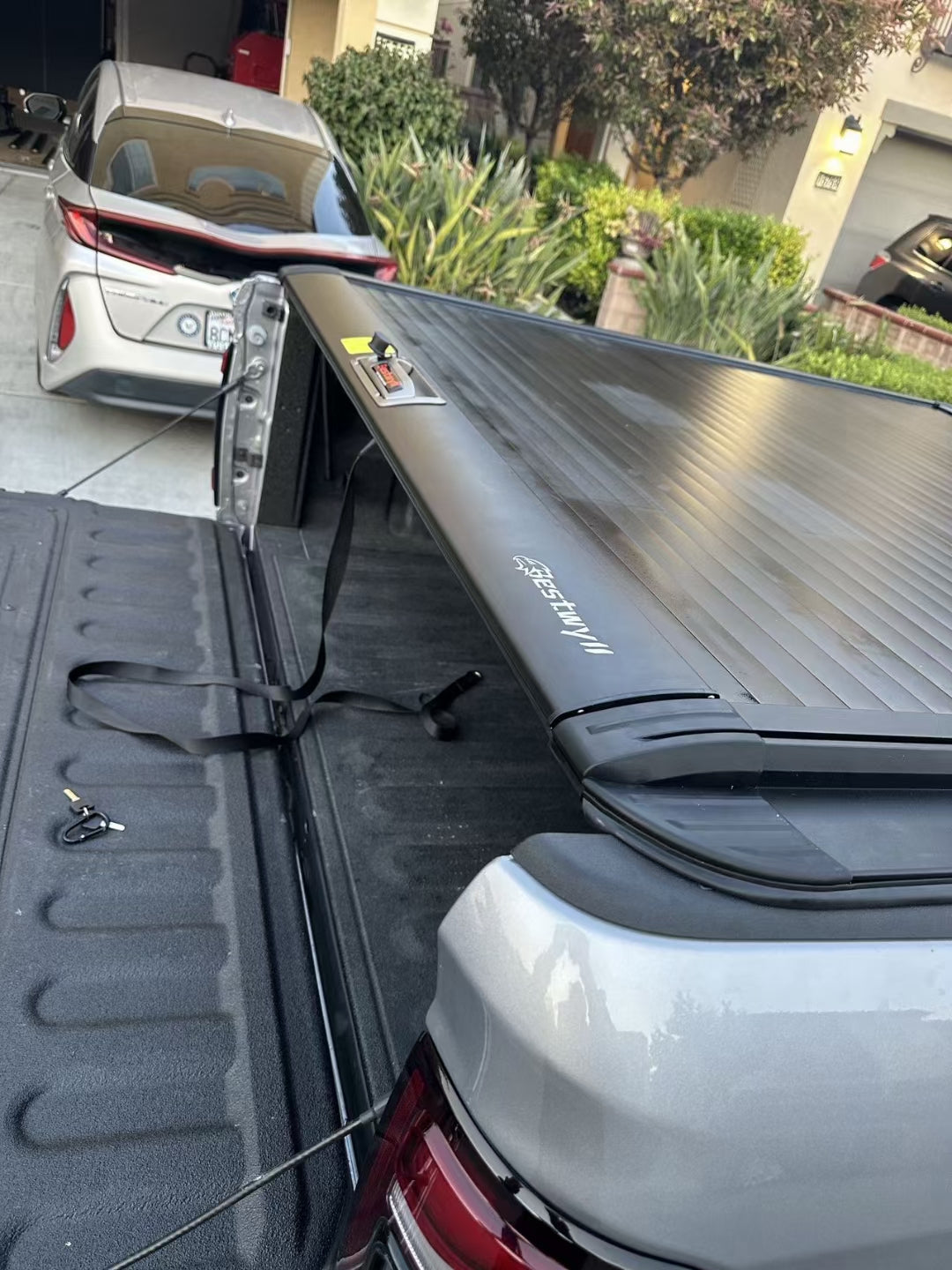 Bestwyll Electrical Retractable Truck Bed Cover - Ram 1500