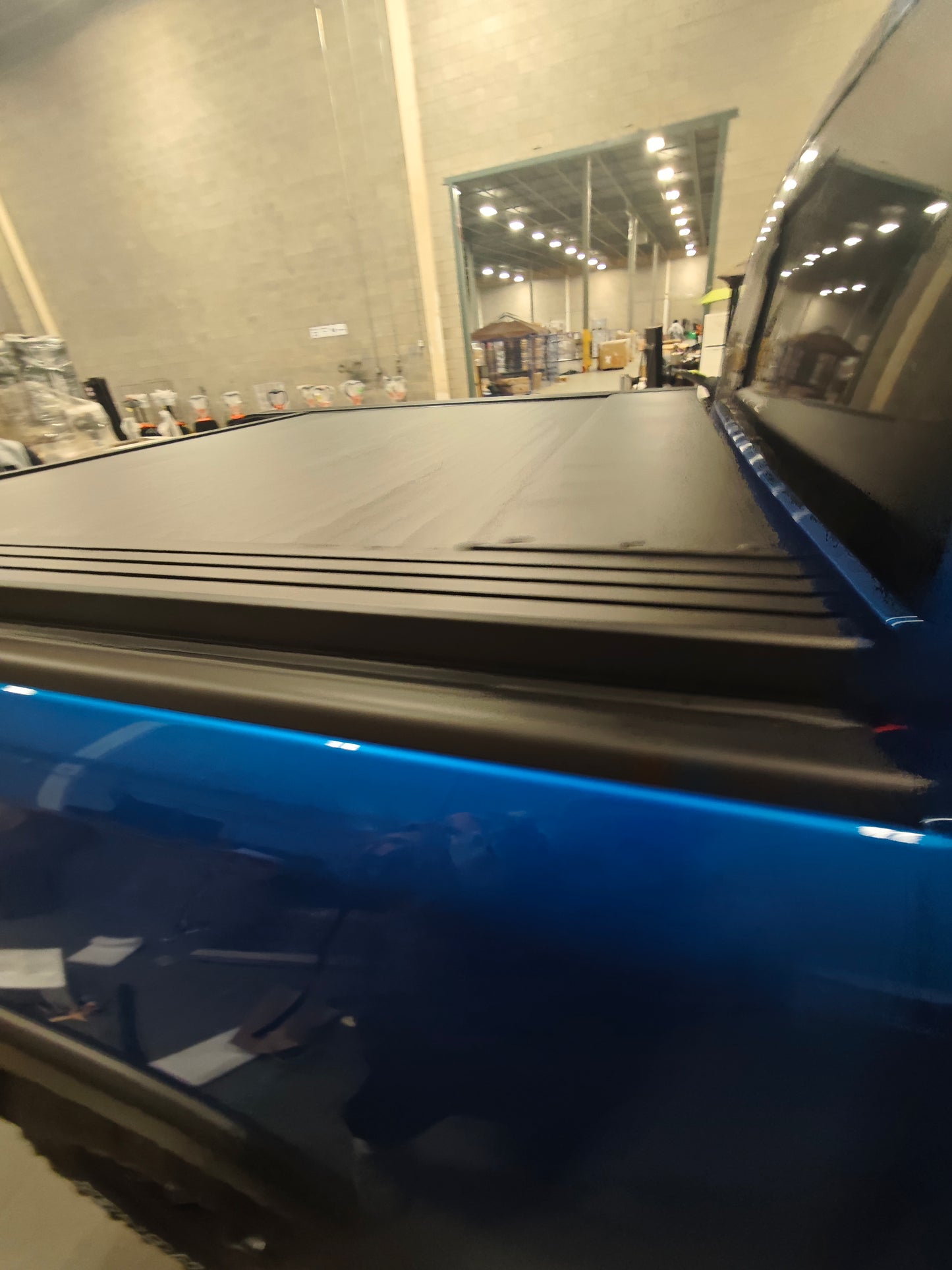 KOSTA Manual Retractable Truck Bed Cover - Ram 1500