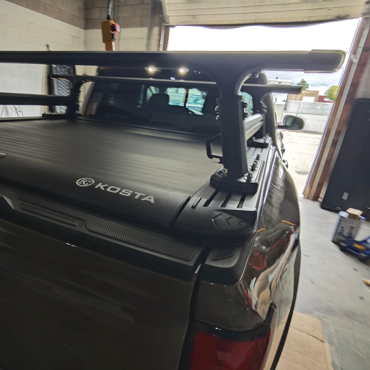 KOSTA Manual Retractable Truck Bed Cover -Toyota Tacoma
